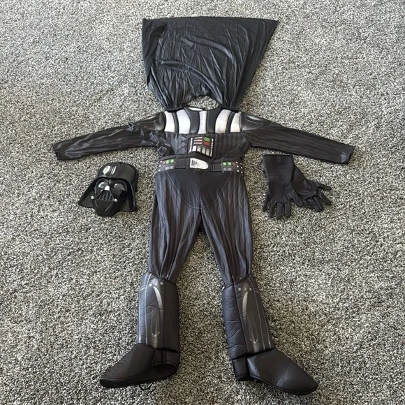 Kids Darth Vader Costume (size 7/8) - Picture 1 of 7